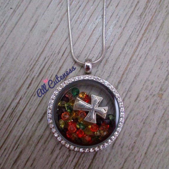 Locket Chain Necklace (NWOT) - Picture 2 of 5